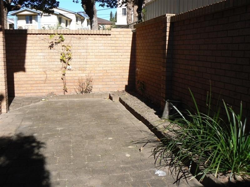 1/151 Woniora Road, Hurstville NSW 2220