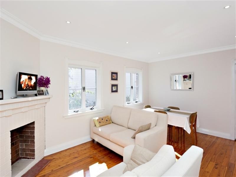 24 Botany Street, Carlton NSW 2218
