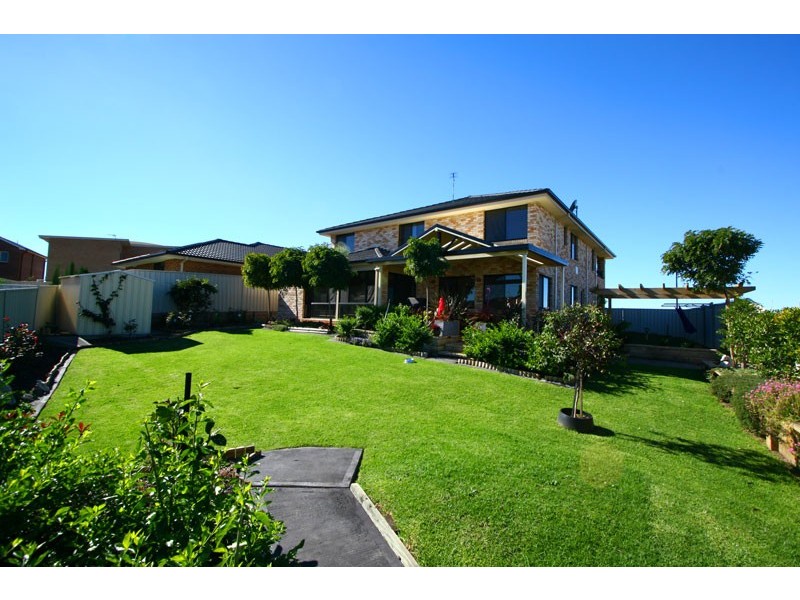 15 Norfolk Crescent, Shell Cove NSW 2529