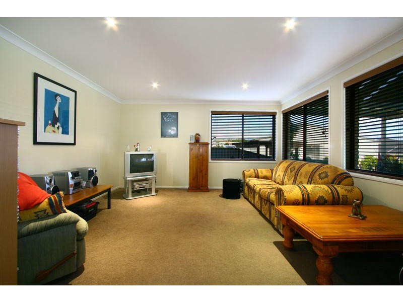 15 Norfolk Crescent, Shell Cove NSW 2529