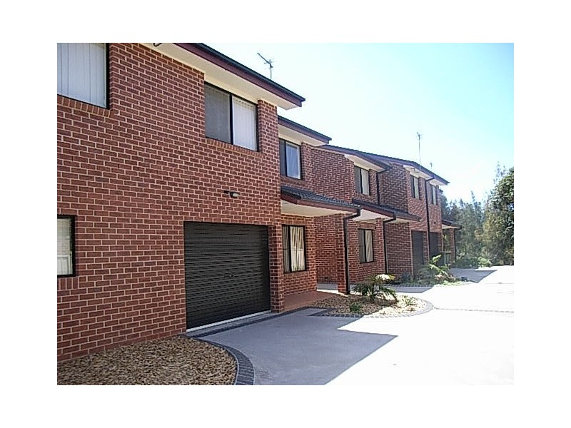 58 Bateman Avenue, Albion Park Rail NSW 2527