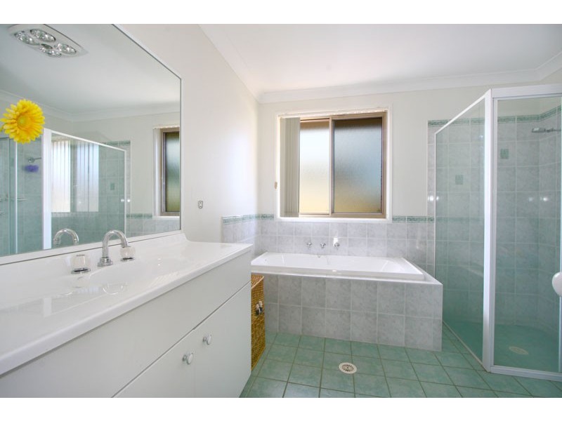 30 Seymour Drive, Flinders NSW 2529