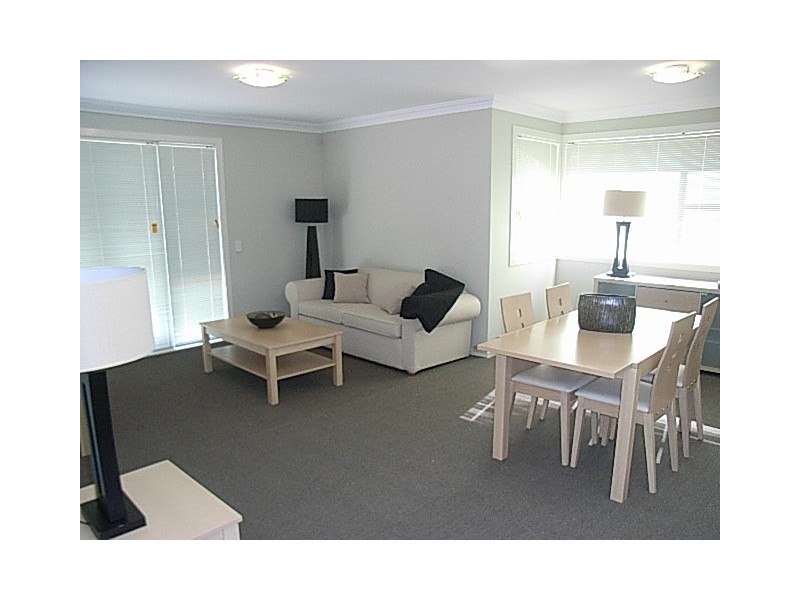 4 Atchison Street, Flinders NSW 2529