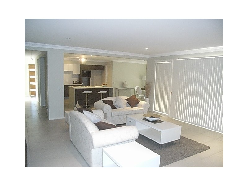 4 Atchison Street, Flinders NSW 2529