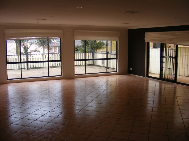 18 Wallis Close, Flinders NSW 2529