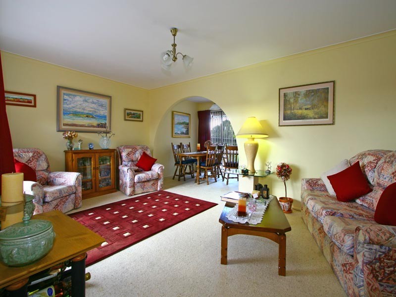 9 Blue Gum Place, Barrack Heights NSW 2528