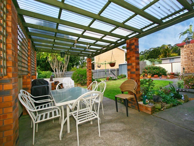 9 Blue Gum Place, Barrack Heights NSW 2528