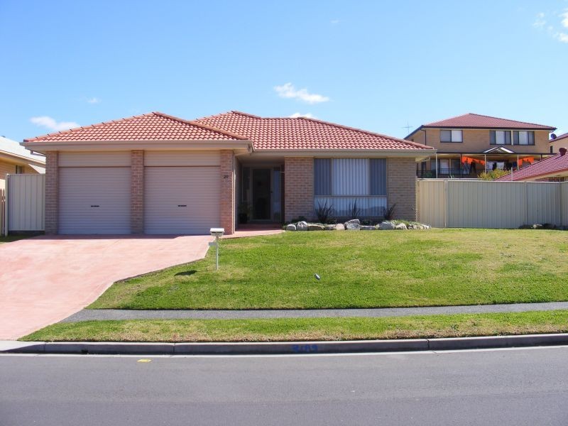26 Southern Cross Boulevard, Shell Cove NSW 2529