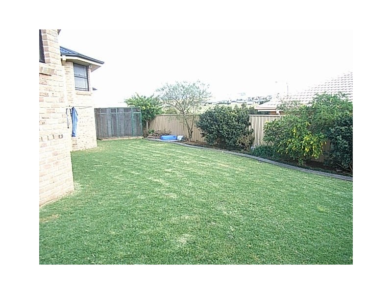 10 Jindabyne Road, Flinders NSW 2529