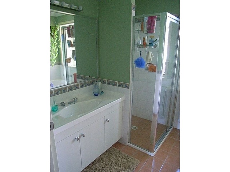 6 Molineaux Crescent, Shell Cove NSW 2529