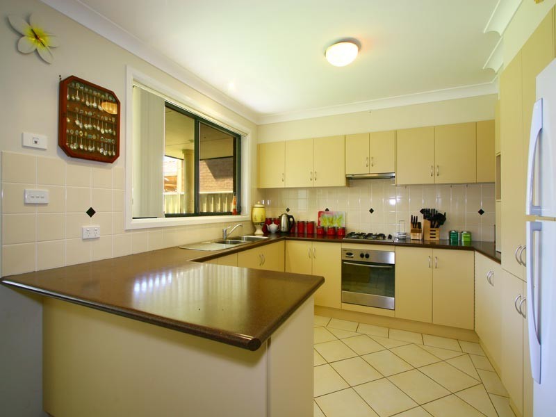 18 Seymour Drive, Flinders NSW 2529