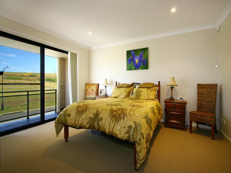 18 Seymour Drive, Flinders NSW 2529