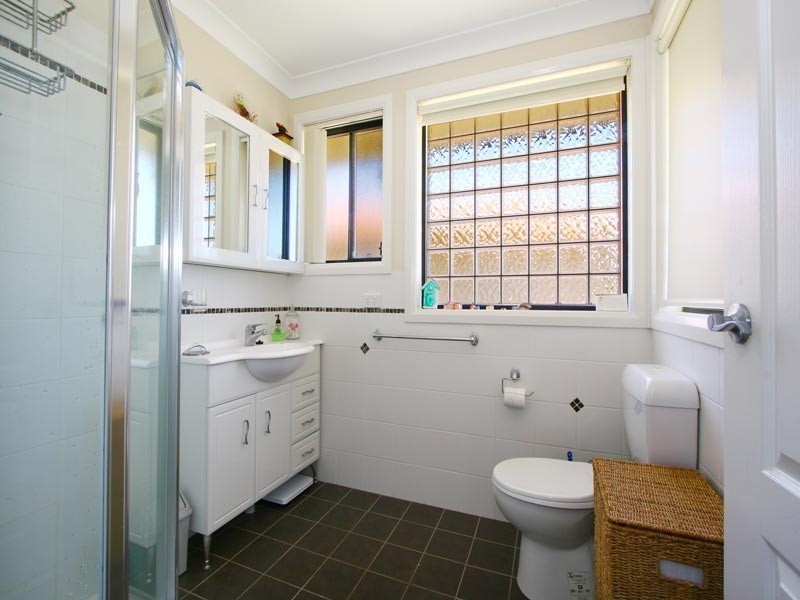 18 Seymour Drive, Flinders NSW 2529