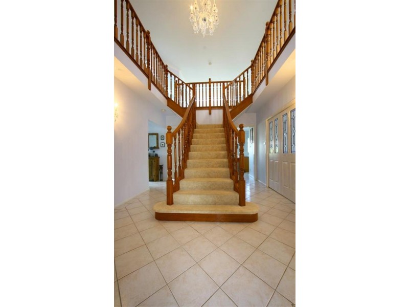 15 Eastern Avenue, Shellharbour NSW 2529