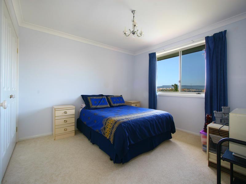 15 Eastern Avenue, Shellharbour NSW 2529