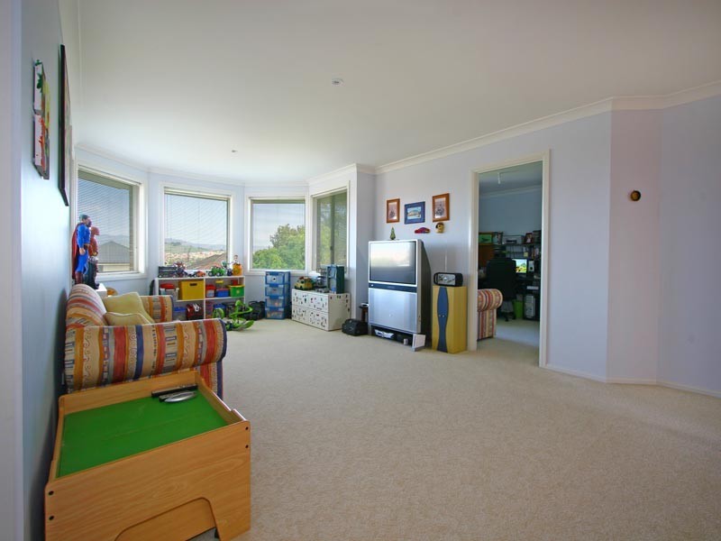 15 Eastern Avenue, Shellharbour NSW 2529