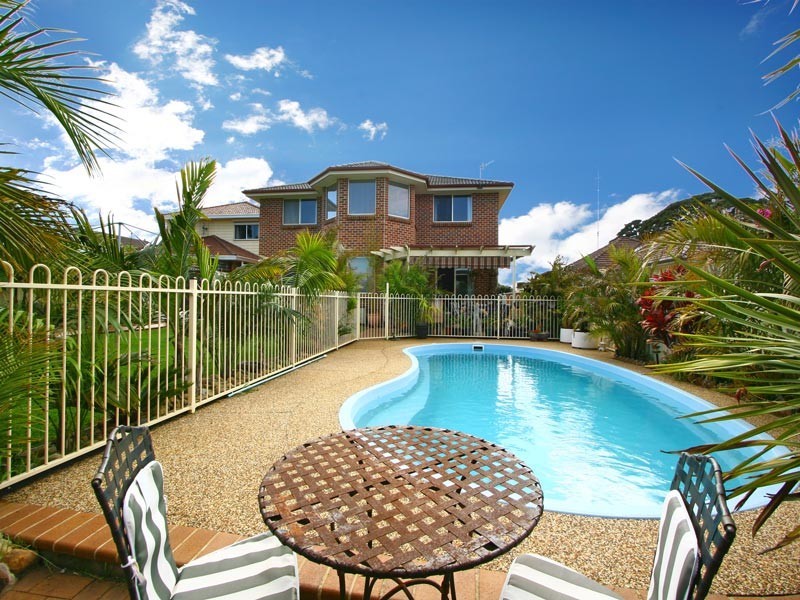 15 Eastern Avenue, Shellharbour NSW 2529