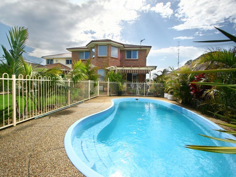 15 Eastern Avenue, Shellharbour NSW 2529