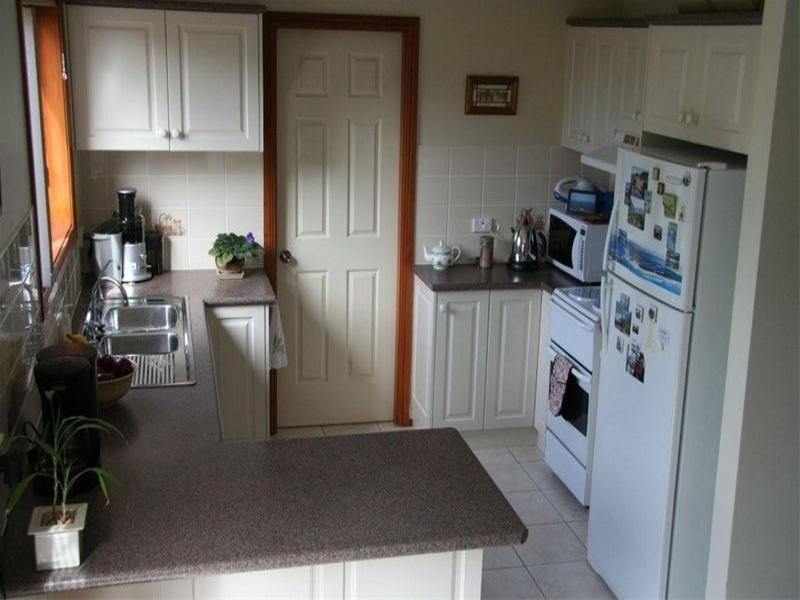 3/54 Pur Pur Avenue, Lake Illawarra NSW 2528