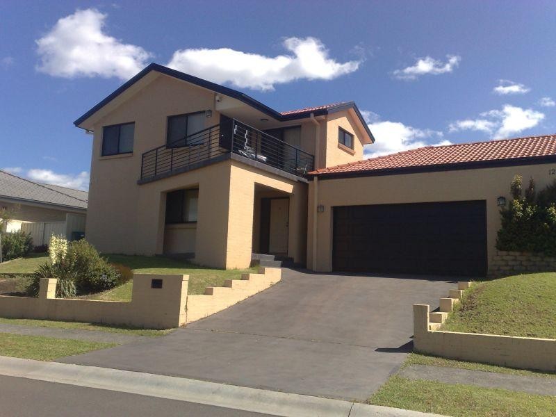 2/12 Monkhouse Parade, Shell Cove NSW 2529