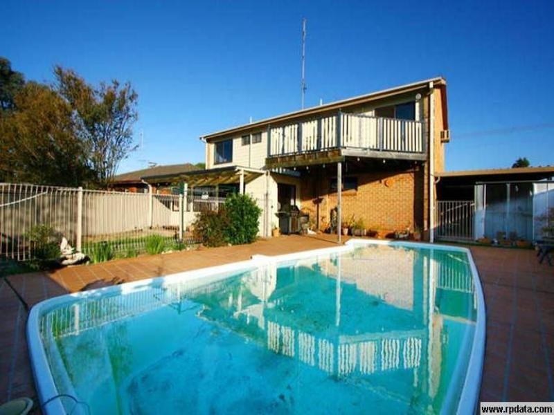 28 Roycroft Avenue, Mount Warrigal NSW 2528