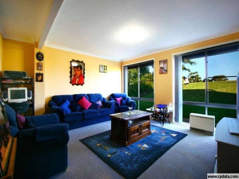 28 Roycroft Avenue, Mount Warrigal NSW 2528