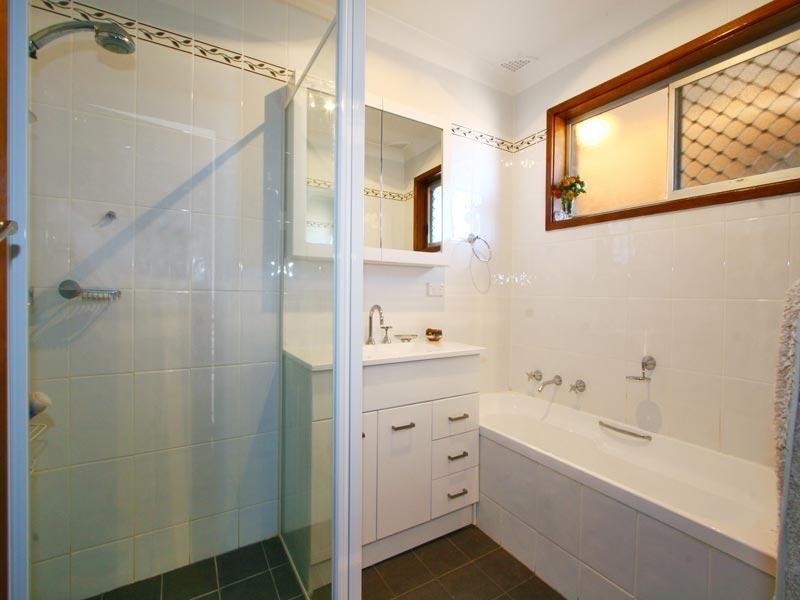 66 Cuthbert Drive, Mount Warrigal NSW 2528