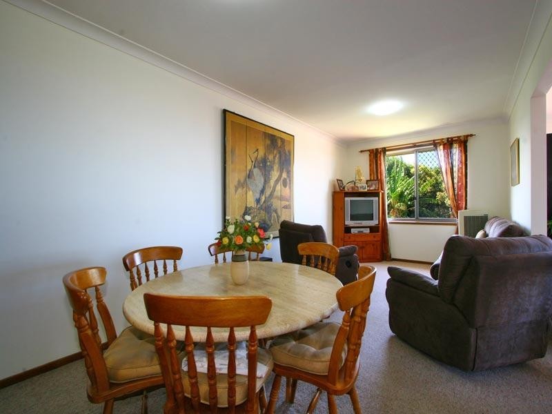 66 Cuthbert Drive, Mount Warrigal NSW 2528