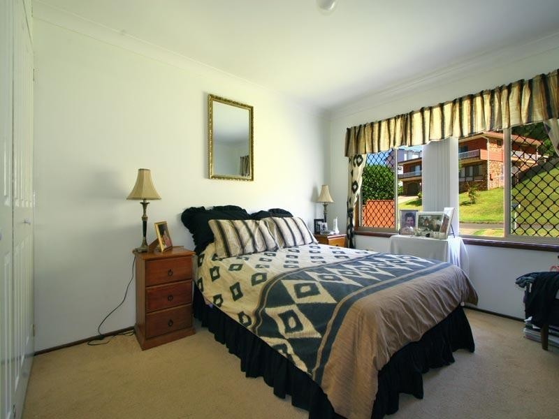 66 Cuthbert Drive, Mount Warrigal NSW 2528