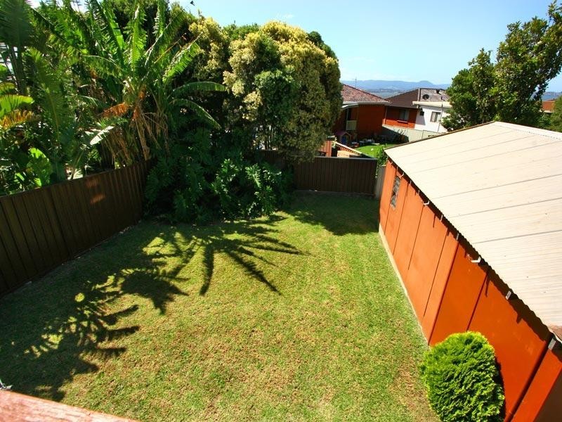 66 Cuthbert Drive, Mount Warrigal NSW 2528