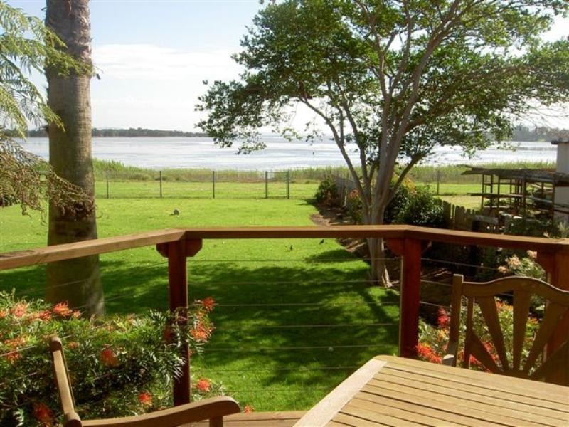 77 Koona Street, Albion Park Rail NSW 2527