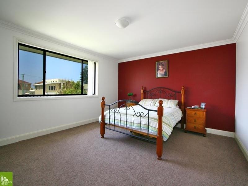 129 Osborne Parade, Warilla NSW 2528