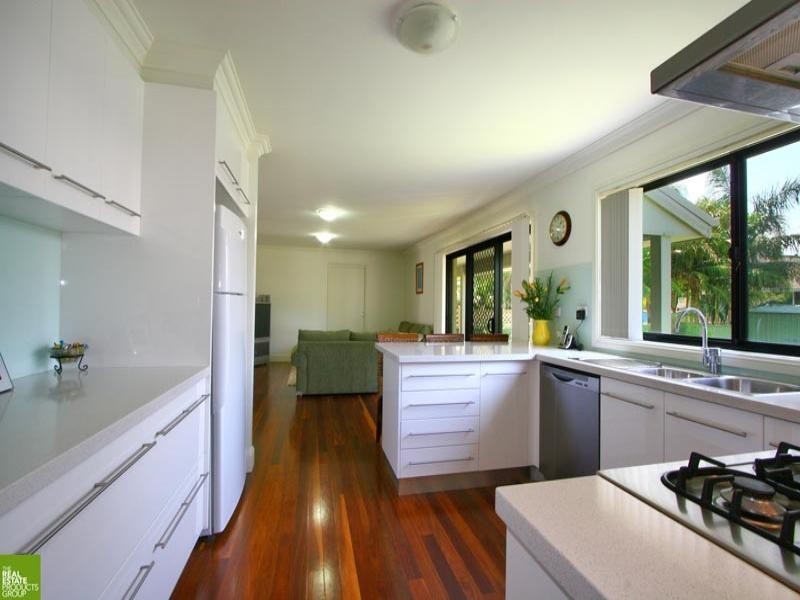129 Osborne Parade, Warilla NSW 2528