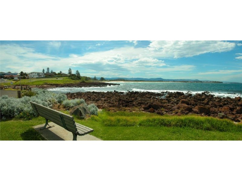 2 Towns Street, Shellharbour NSW 2529