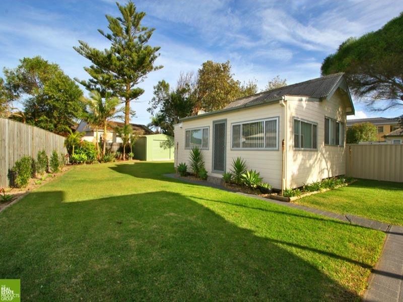 36 Headland Parade, Barrack Point NSW 2528