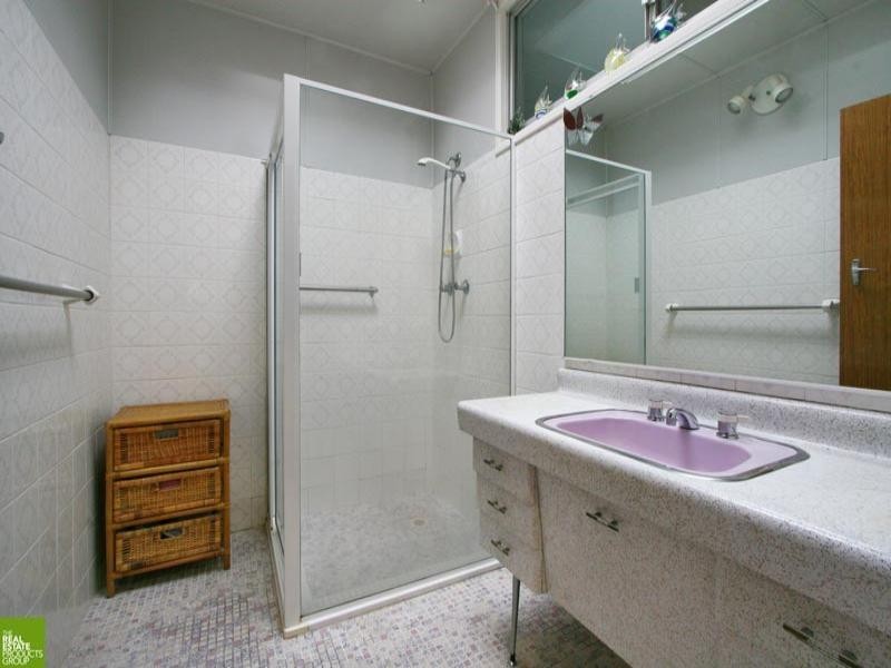 6 Wooroo Street, Albion Park Rail NSW 2527