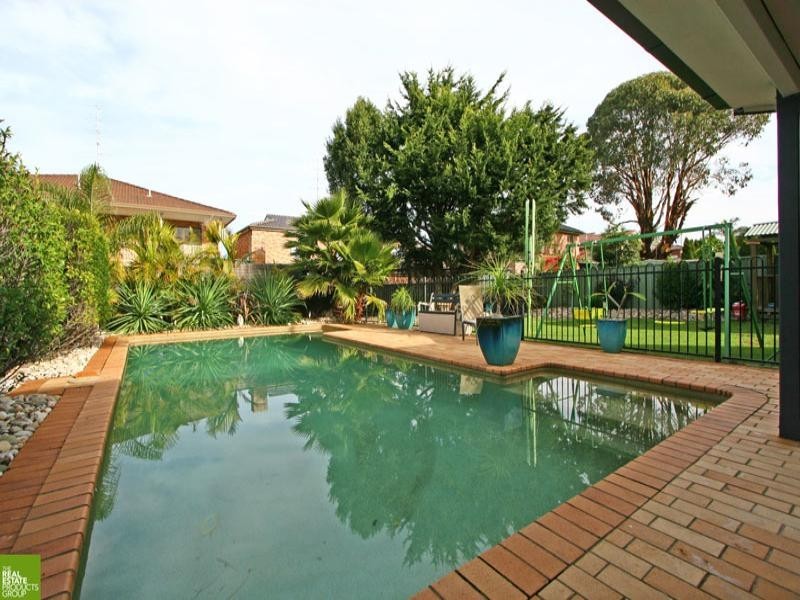 21 Coolawin Crescent, Shellharbour NSW 2529
