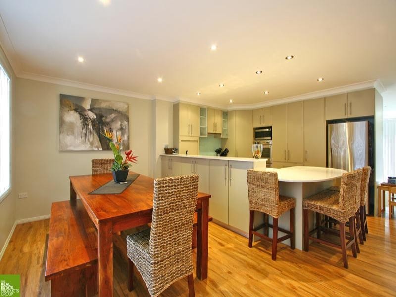 21 Coolawin Crescent, Shellharbour NSW 2529