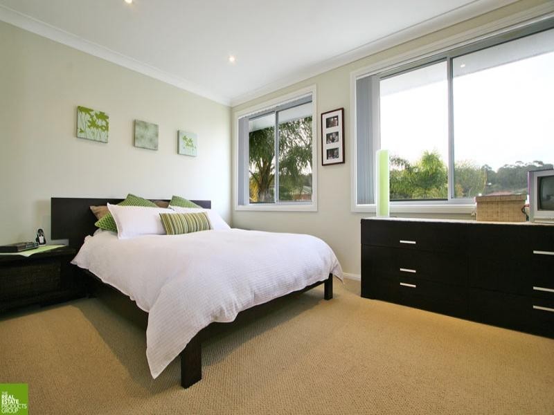 21 Coolawin Crescent, Shellharbour NSW 2529