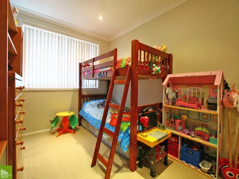 21 Coolawin Crescent, Shellharbour NSW 2529