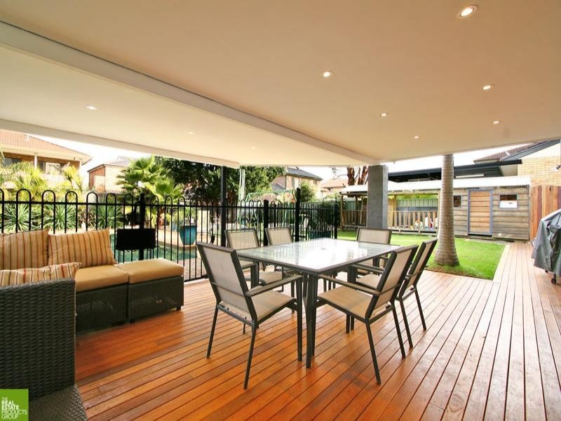 21 Coolawin Crescent, Shellharbour NSW 2529