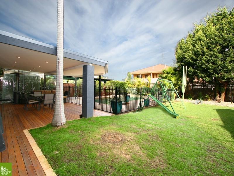 21 Coolawin Crescent, Shellharbour NSW 2529