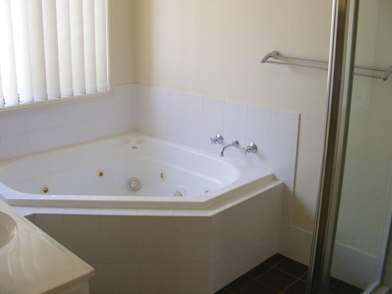 32 Stradbroke Avenue, Shell Cove NSW 2529