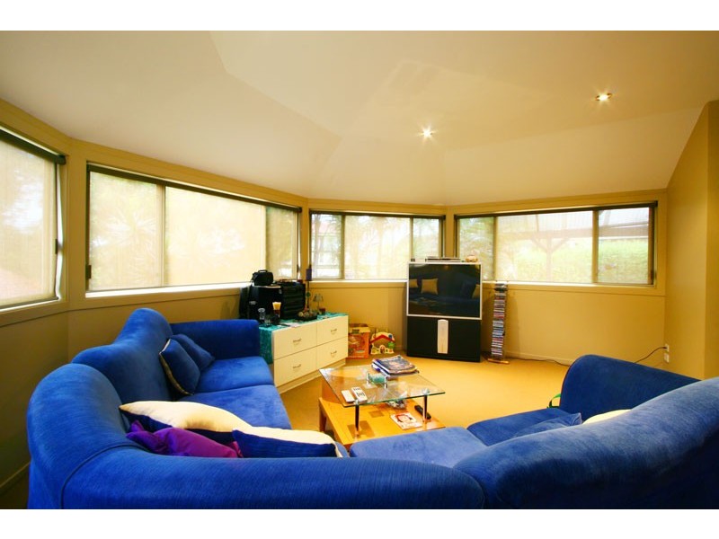 49 Coolawin Crescent, Shellharbour NSW 2529