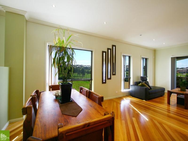 8 Hayman Crescent, Shell Cove NSW 2529