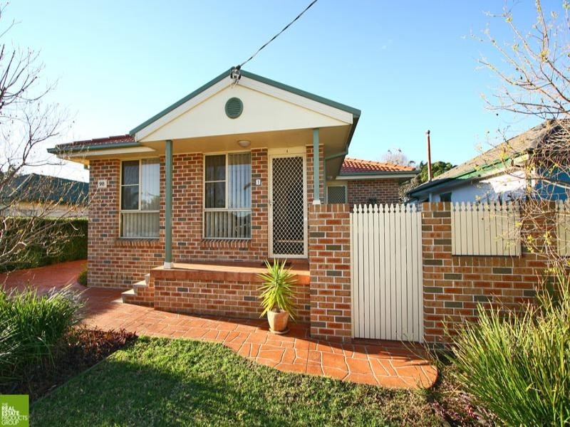 1/98 Pur Pur Avenue, Lake Illawarra NSW 2528