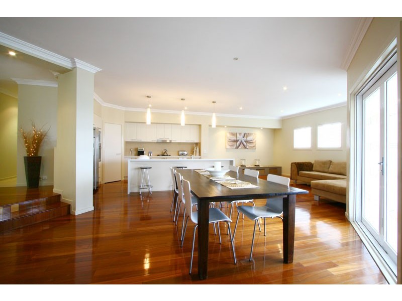 9 Garnett Grove, Flinders NSW 2529