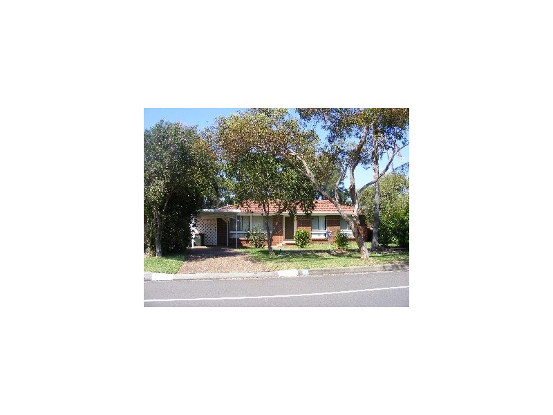 43 Ocean Beach Drive, Shellharbour NSW 2529