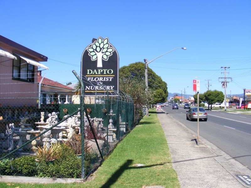 11 Princes Highway, Dapto NSW 2530