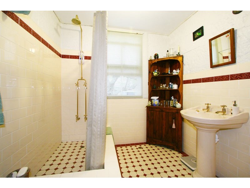 20 Mary Street, Shellharbour NSW 2529